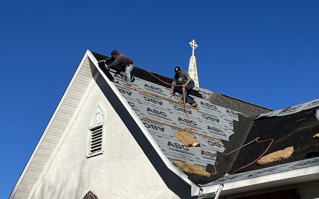 4 Signs Your Commercial Roof Needs Maintenance